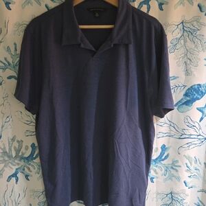 Banana Republic Men's Polo Shirt in Navy Blue